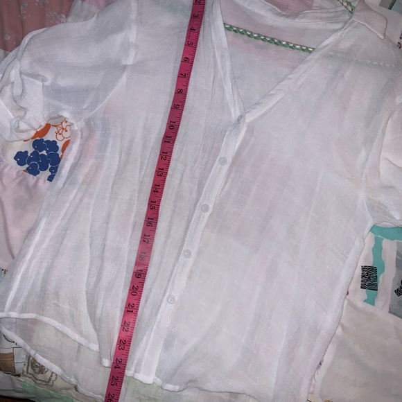 handmade‎ sheer flowy button up top - Picture 7 of 9